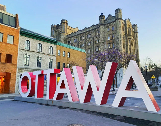 渥太华大学